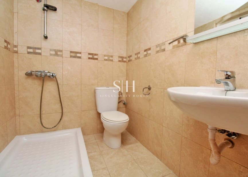 3 Zimmer Reihenhaus zu verkaufen in Villamartin mit Pool - 229.000 € (Ref: 9804032)