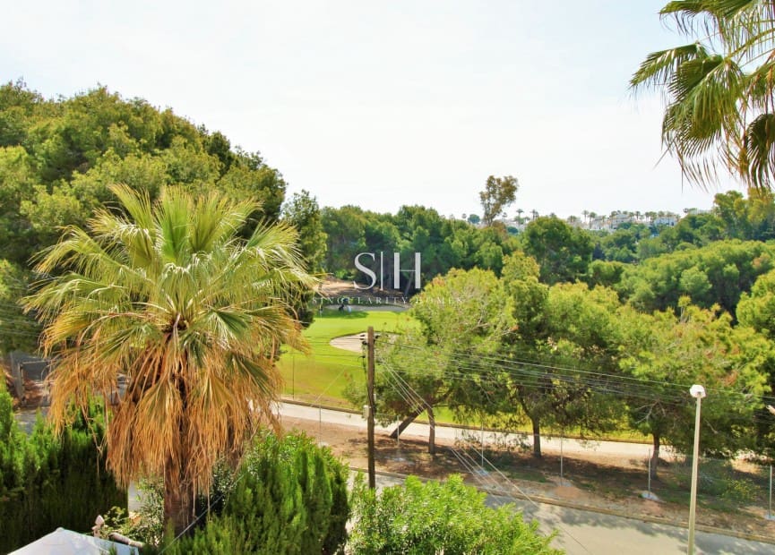 3 Zimmer Reihenhaus zu verkaufen in Villamartin mit Pool - 229.000 € (Ref: 9804032)