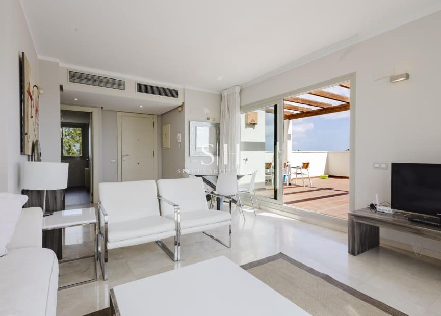 Ático de 2 habitaciones en Orihuela Costa en venta - 339.000 € (Ref: 9804034)