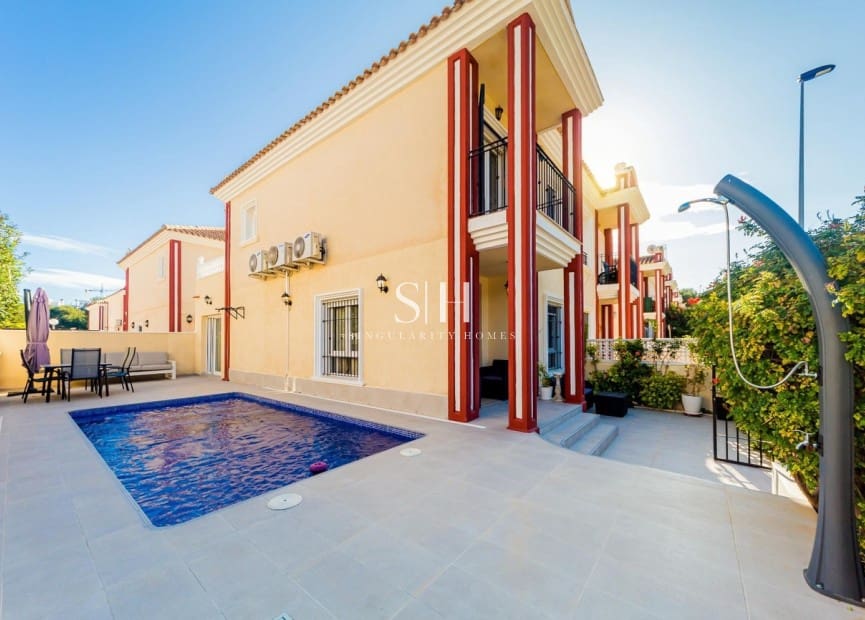 4 slaapkamer Huis te koop in Campoamor - € 335.000 (Ref: 9804035)