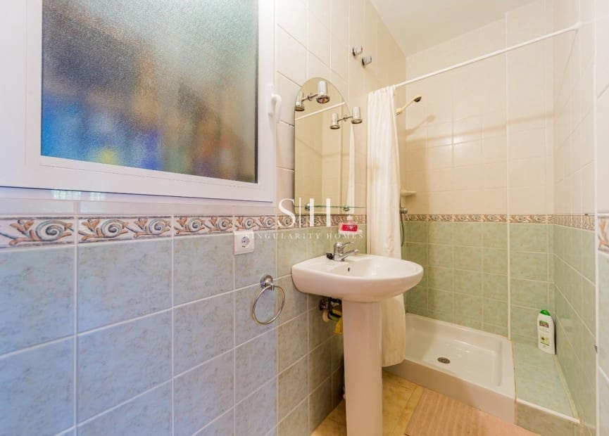 4 slaapkamer Huis te koop in Campoamor - € 335.000 (Ref: 9804035)