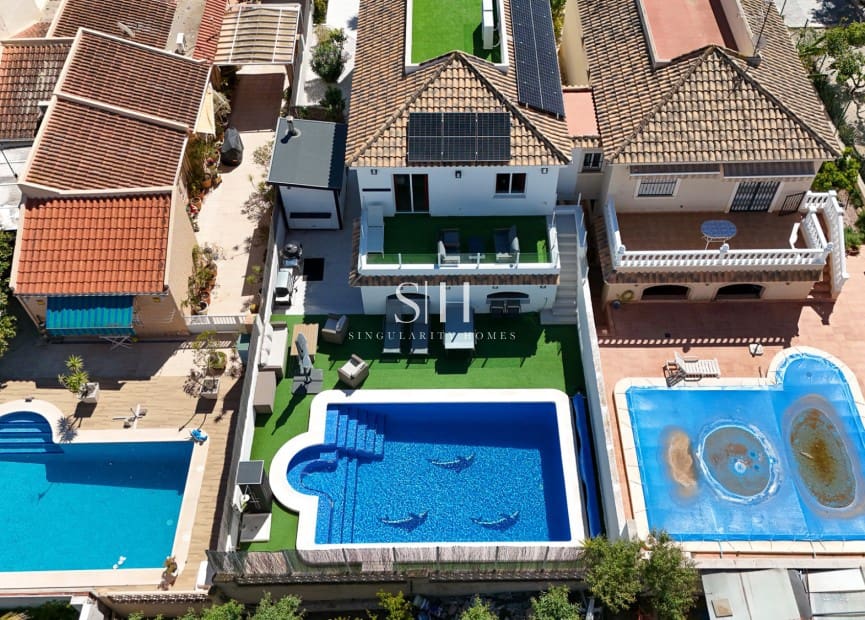 4 sypialnia Willa na sprzedaż w Los Balcones z basenem - 650 000 € (Ref: 9807316)