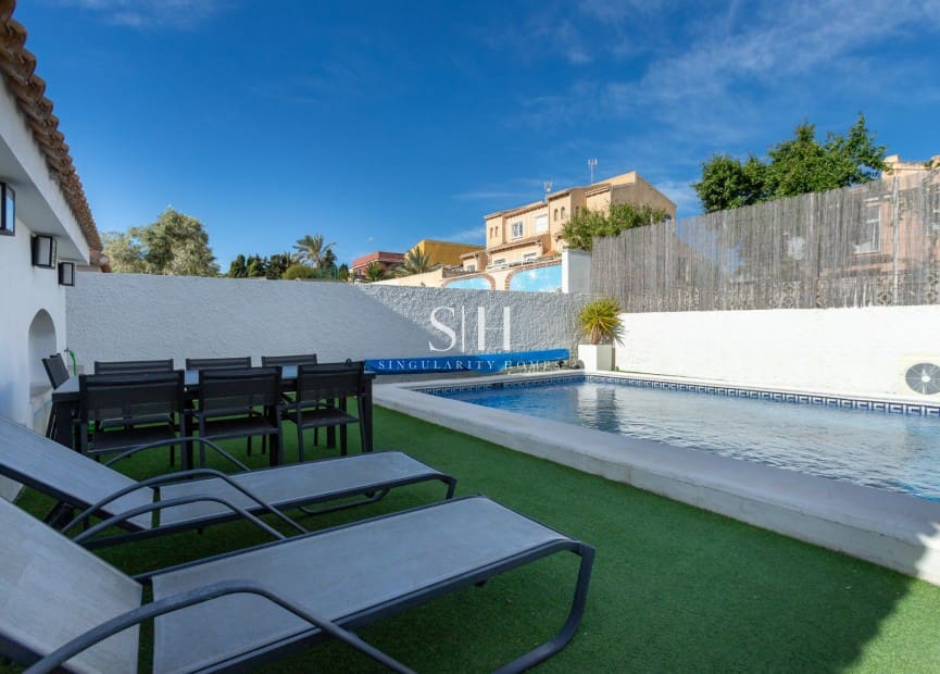 4 sypialnia Willa na sprzedaż w Los Balcones z basenem - 650 000 € (Ref: 9807316)