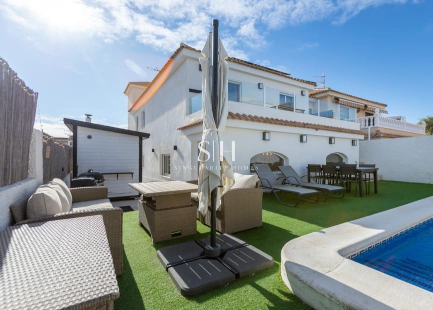 4 sypialnia Willa na sprzedaż w Los Balcones z basenem - 650 000 € (Ref: 9807316)