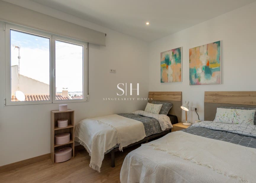 4 sypialnia Willa na sprzedaż w Los Balcones z basenem - 650 000 € (Ref: 9807316)