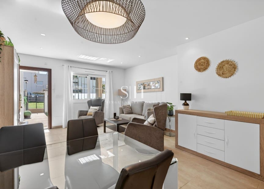 3 sypialnia Apartament na sprzedaż w Aguas Nuevas z basenem - 259 000 € (Ref: 9807317)