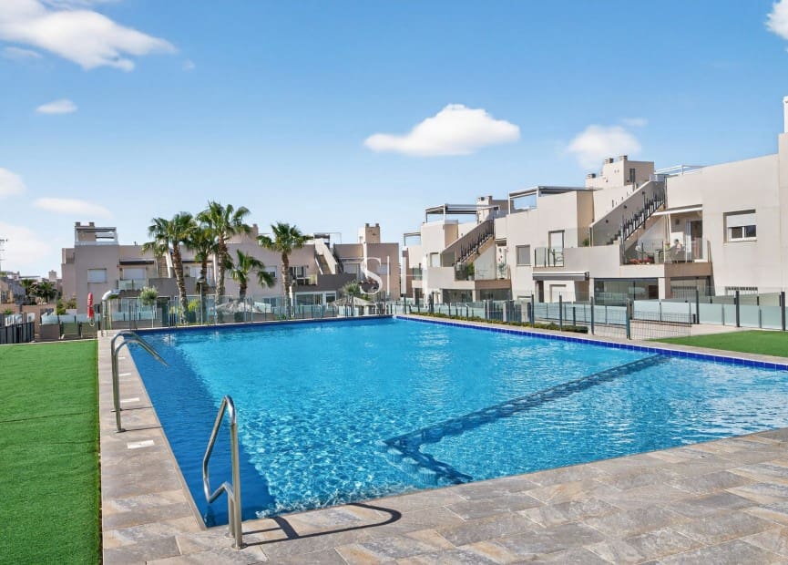 3 sypialnia Apartament na sprzedaż w Aguas Nuevas z basenem - 259 000 € (Ref: 9807317)