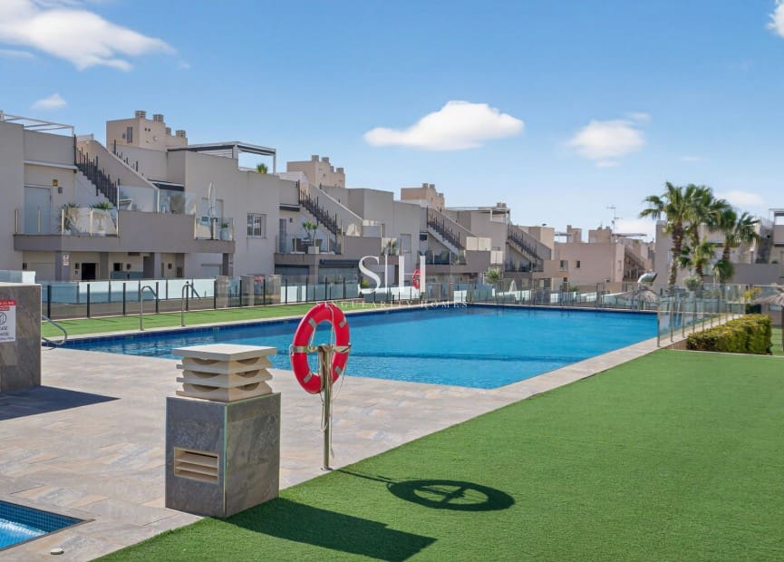 3 sypialnia Apartament na sprzedaż w Aguas Nuevas z basenem - 259 000 € (Ref: 9807317)