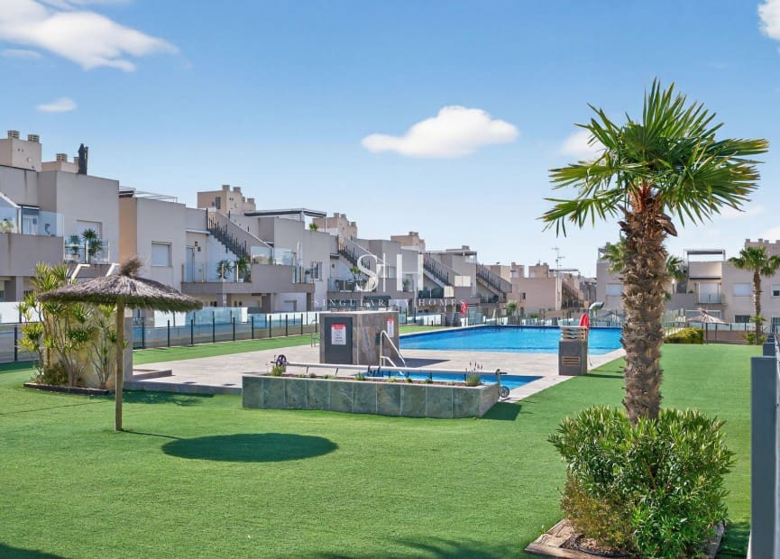 3 sypialnia Apartament na sprzedaż w Aguas Nuevas z basenem - 259 000 € (Ref: 9807317)