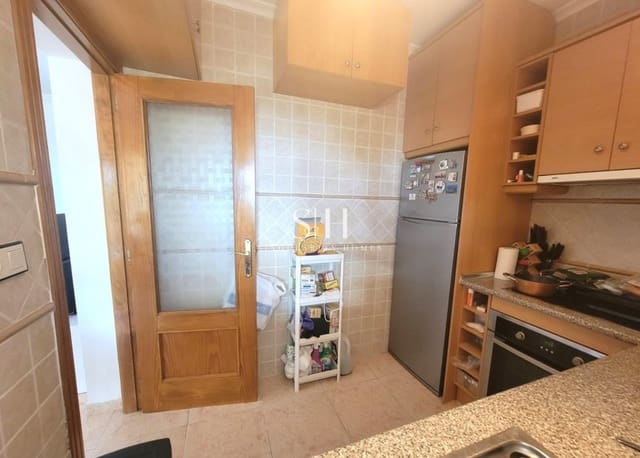 3 slaapkamer Halfvrijstaande villa te koop in Los Montesinos met zwembad - € 205.000 (Ref: 9807318)