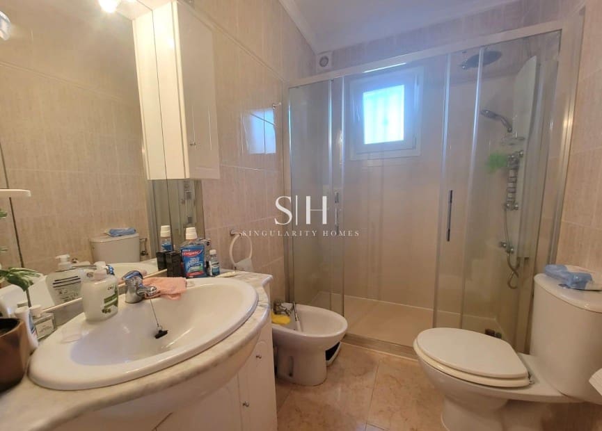 3 slaapkamer Halfvrijstaande villa te koop in Los Montesinos met zwembad - € 205.000 (Ref: 9807318)