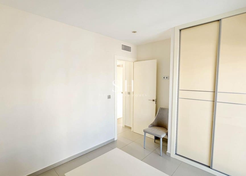 Chalet de 3 habitaciones en Ciudad Quesada en venta con piscina - 458.900 € (Ref: 9811063)