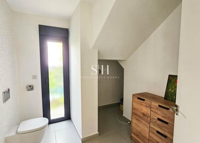 Chalet de 3 habitaciones en Ciudad Quesada, Rojales en venta con piscina - 458.900 € (Ref: 9811063)