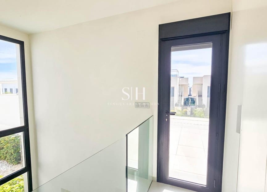 Chalet de 3 habitaciones en Ciudad Quesada en venta con piscina - 458.900 € (Ref: 9811063)