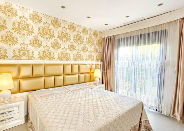 Chalet de 3 habitaciones en Ciudad Quesada, Rojales en venta con piscina - 458.900 € (Ref: 9811063)