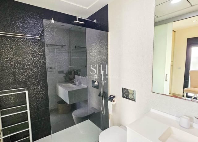 Chalet de 3 habitaciones en Ciudad Quesada, Rojales en venta con piscina - 458.900 € (Ref: 9811063)