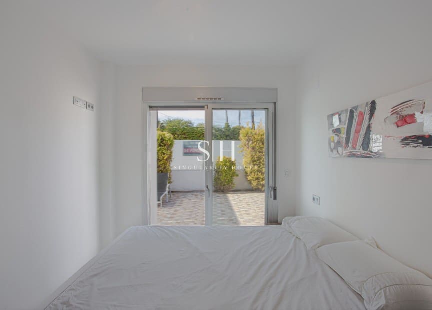 3 slaapkamer Villa te koop in Orihuela Costa - € 475.000 (Ref: 9811065)
