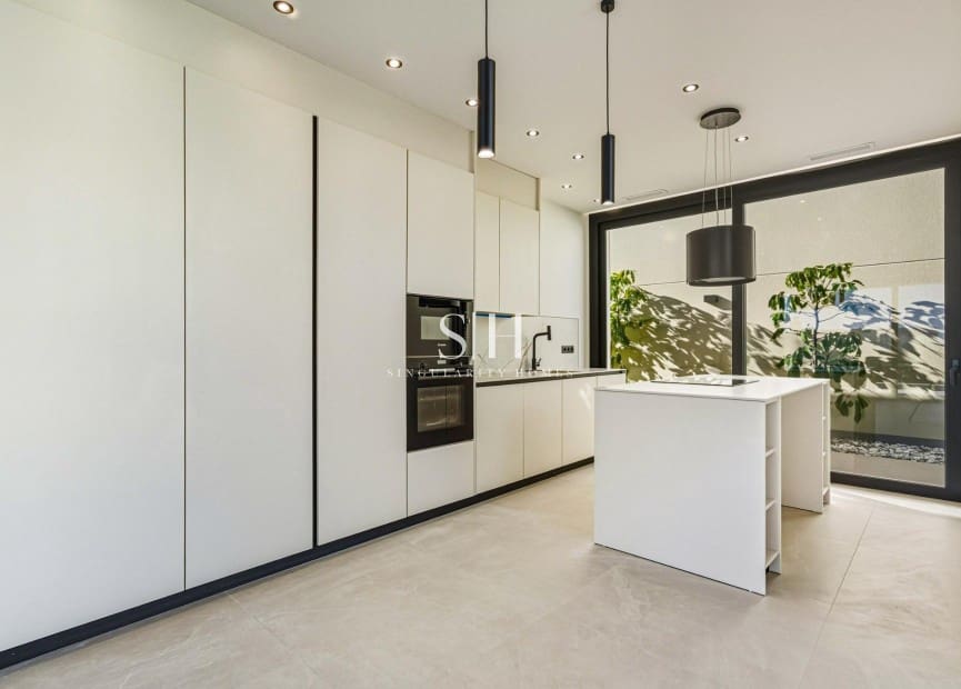 4 slaapkamer Villa te koop in Polop met zwembad - € 970.000 (Ref: 9811067)