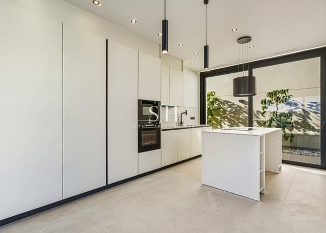4 bedroom Villa for sale in Polop with pool - € 970,000 (Ref: 9811067)