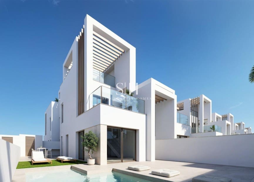 3 chambre Villa/Maison à vendre à Los Alcazares avec piscine - 645 000 € (Ref: 9811072)