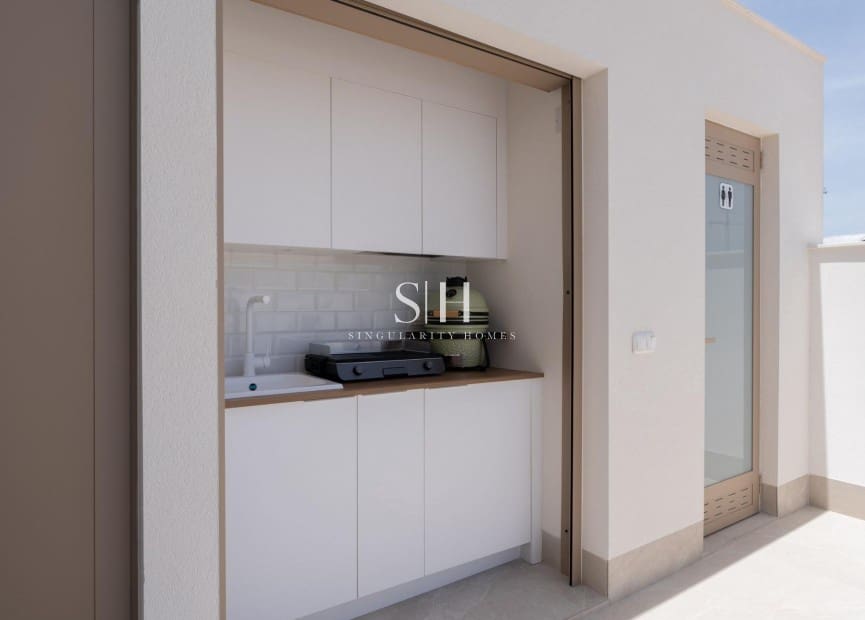 3 chambre Villa/Maison à vendre à Los Alcazares avec piscine - 645 000 € (Ref: 9811072)