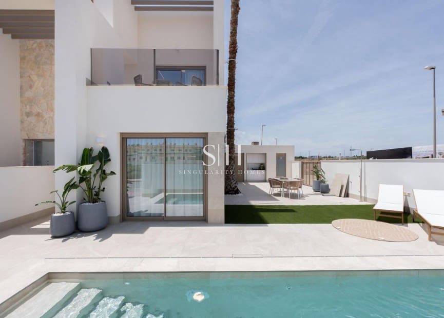 3 chambre Villa/Maison à vendre à Los Alcazares avec piscine - 645 000 € (Ref: 9811072)