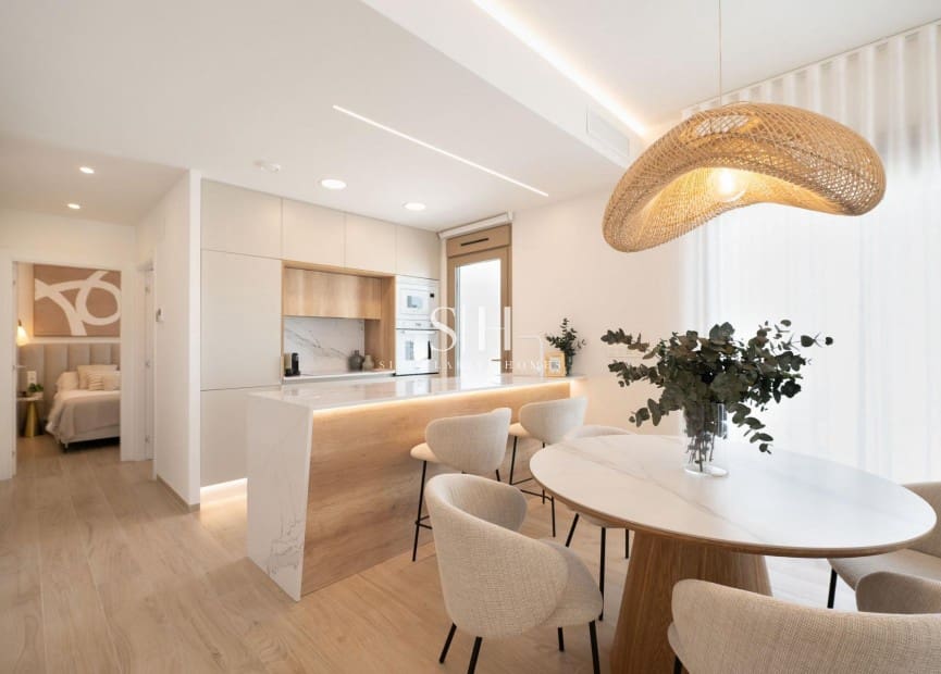 3 chambre Villa/Maison à vendre à Los Alcazares avec piscine - 645 000 € (Ref: 9811072)