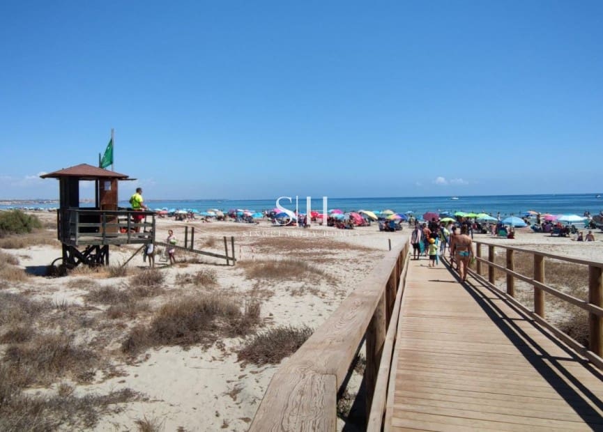 2 camera da letto Bungalow in vendita in San Pedro del Pinatar con piscina garage - 319.900 € (Rif: 9811074)