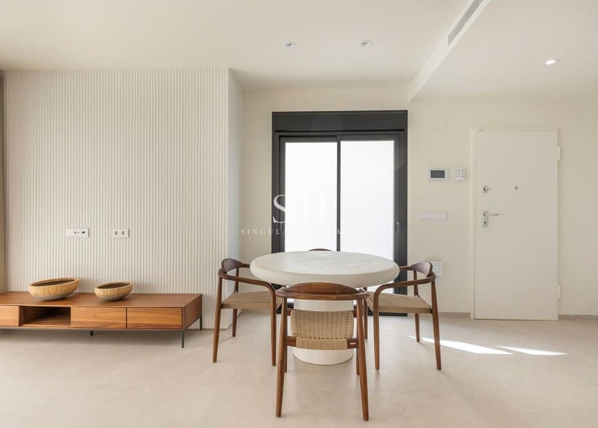 3 soverom Villa til salgs i Los Alcazares med svømmebasseng - € 429 000 (Ref: 9811079)