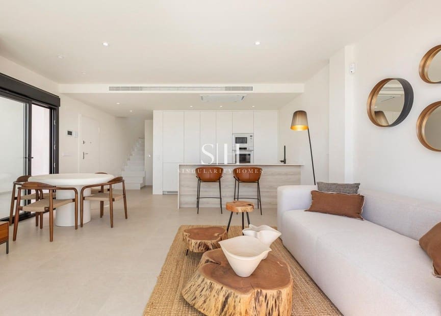 3 soverom Villa til salgs i Los Alcazares med svømmebasseng - € 429 000 (Ref: 9811079)