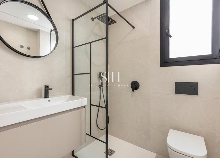 3 soverom Villa til salgs i Los Alcazares med svømmebasseng - € 429 000 (Ref: 9811079)