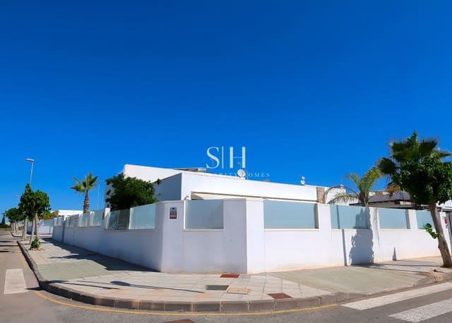 3 sypialnia Willa na sprzedaż w Pilar de la Horadada ciudad, Pilar de la Horadada - 495 000 € (Ref: 9811083)