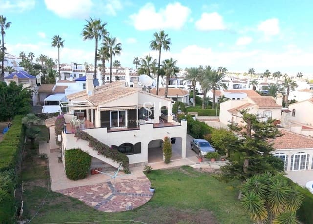 3 sypialnia Willa na sprzedaż w Villamartin, Orihuela - 639 000 € (Ref: 9811093)