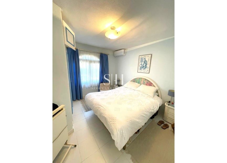 3 bedroom Villa for sale in Villamartin - € 639,000 (Ref: 9811093)