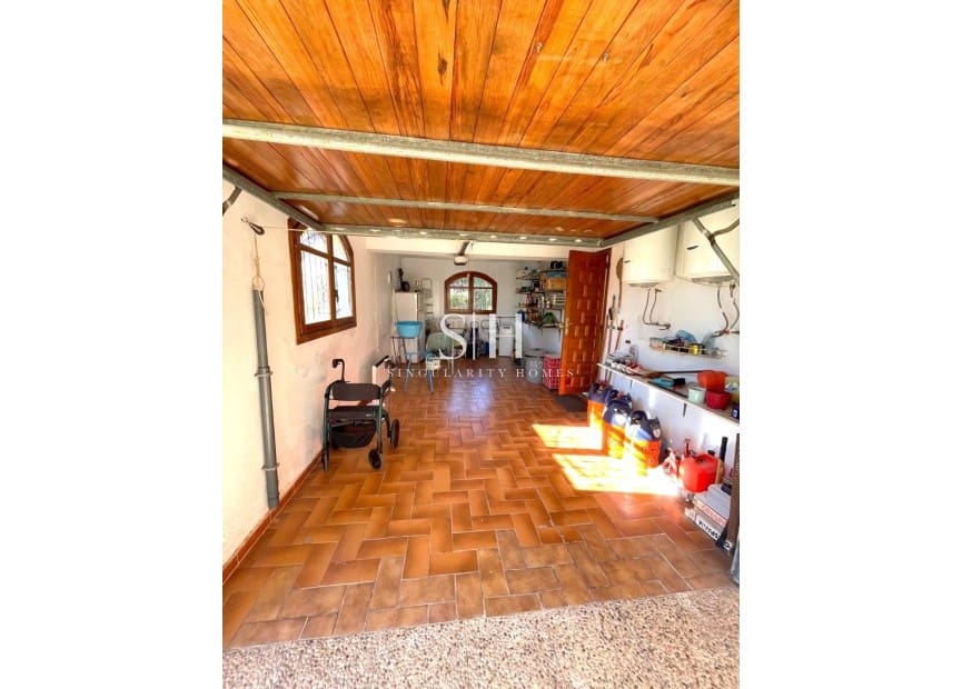 3 bedroom Villa for sale in Villamartin - € 639,000 (Ref: 9811093)