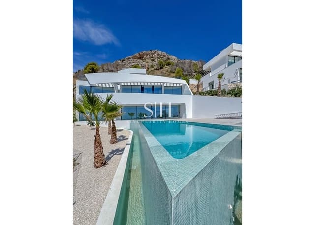4 slaapkamer Villa te koop in Altea met zwembad - € 2.290.000 (Ref: 9811094)
