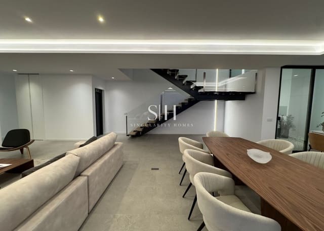 4 slaapkamer Villa te koop in Altea met zwembad - € 2.290.000 (Ref: 9811094)