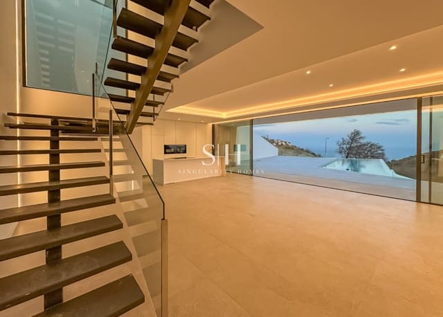 4 slaapkamer Villa te koop in Altea met zwembad - € 2.290.000 (Ref: 9811094)