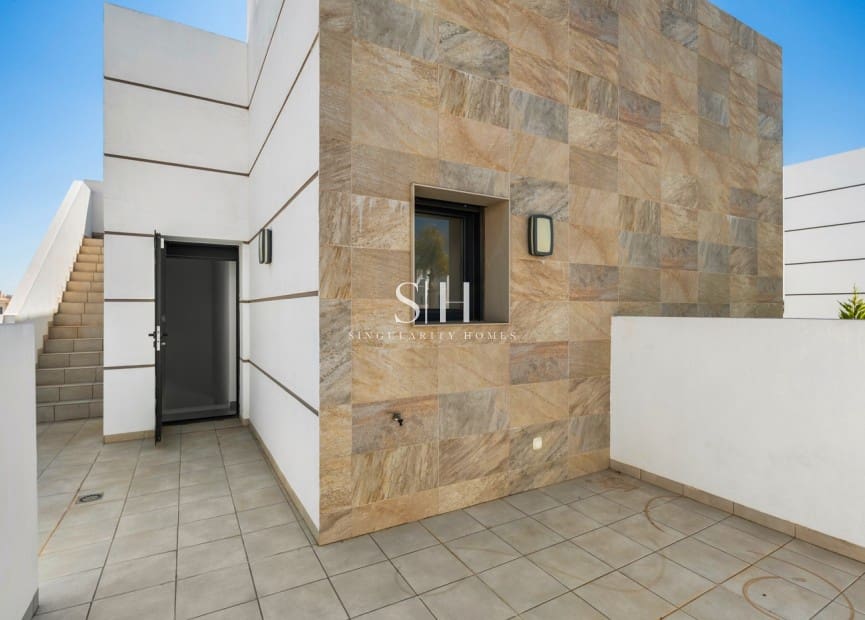 3 soveværelse Villa til salg i Ciudad Quesada med swimmingpool - € 499.000 (Ref: 9811095)