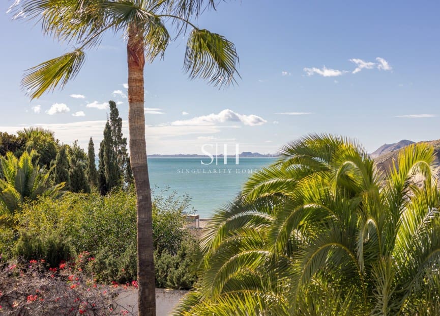 6 bedroom Villa for sale in Montiboli with pool - € 3,200,000 (Ref: 9811096)