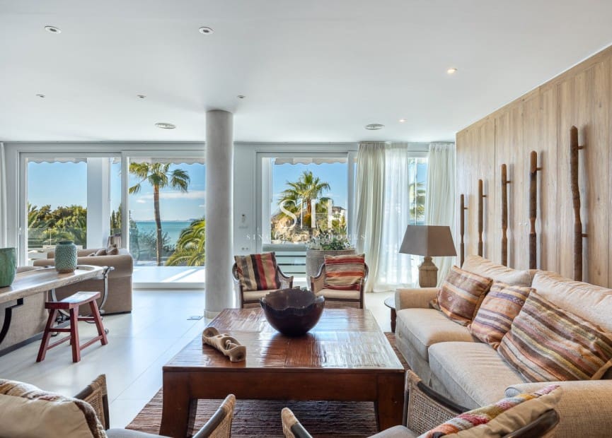 6 bedroom Villa for sale in Montiboli with pool - € 3,200,000 (Ref: 9811096)