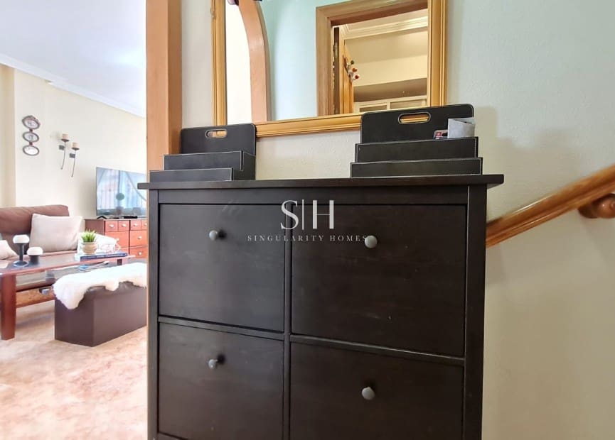 3 sovrum Villa till salu i Orihuela Costa - 275 000 € (Ref: 9811098)