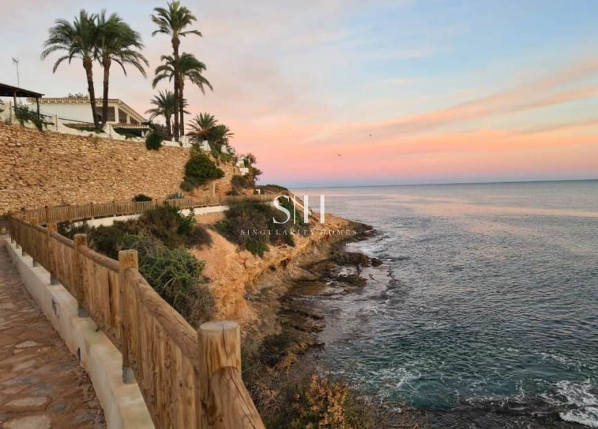 3 sovrum Villa till salu i Orihuela Costa - 275 000 € (Ref: 9811098)