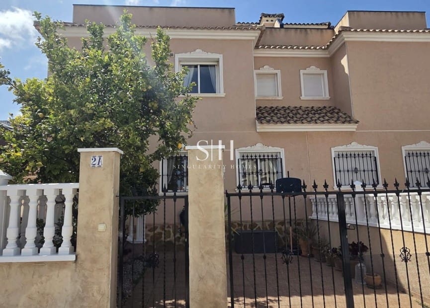 3 sovrum Villa till salu i Orihuela Costa - 275 000 € (Ref: 9811098)