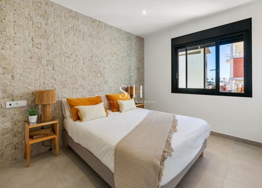 3 soveværelse Strandlejlighed til salg i Santiago de la Ribera med swimmingpool - € 250.000 (Ref: 9811106)