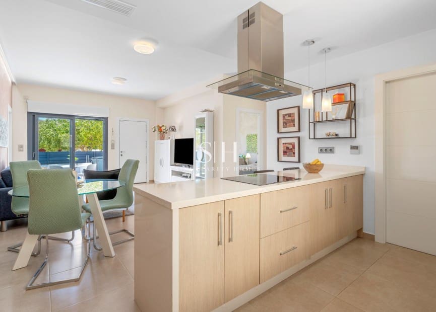 3 slaapkamer Huis te koop in Formentera del Segura met zwembad - € 329.000 (Ref: 9811108)