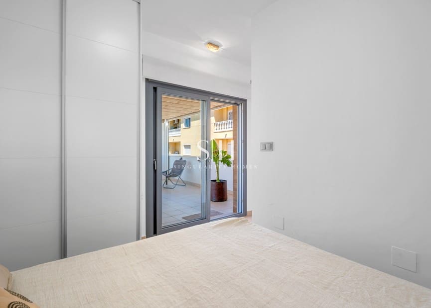 3 slaapkamer Huis te koop in Formentera del Segura met zwembad - € 329.000 (Ref: 9811108)