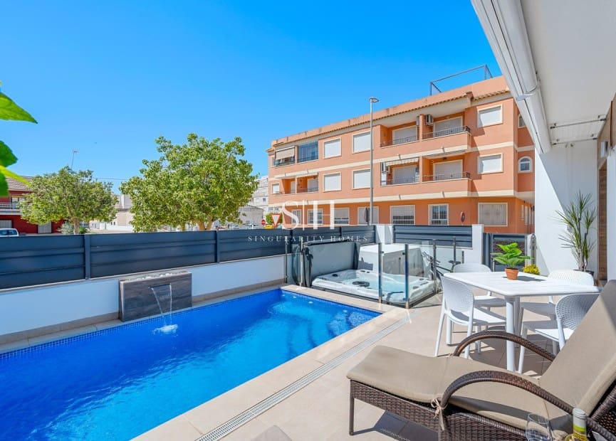 3 slaapkamer Huis te koop in Formentera del Segura met zwembad - € 329.000 (Ref: 9811108)
