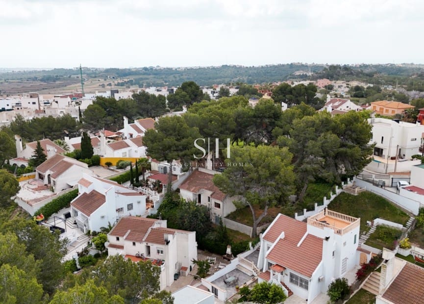 3 slaapkamer Villa te koop in San Miguel de Salinas - € 269.900 (Ref: 9816302)