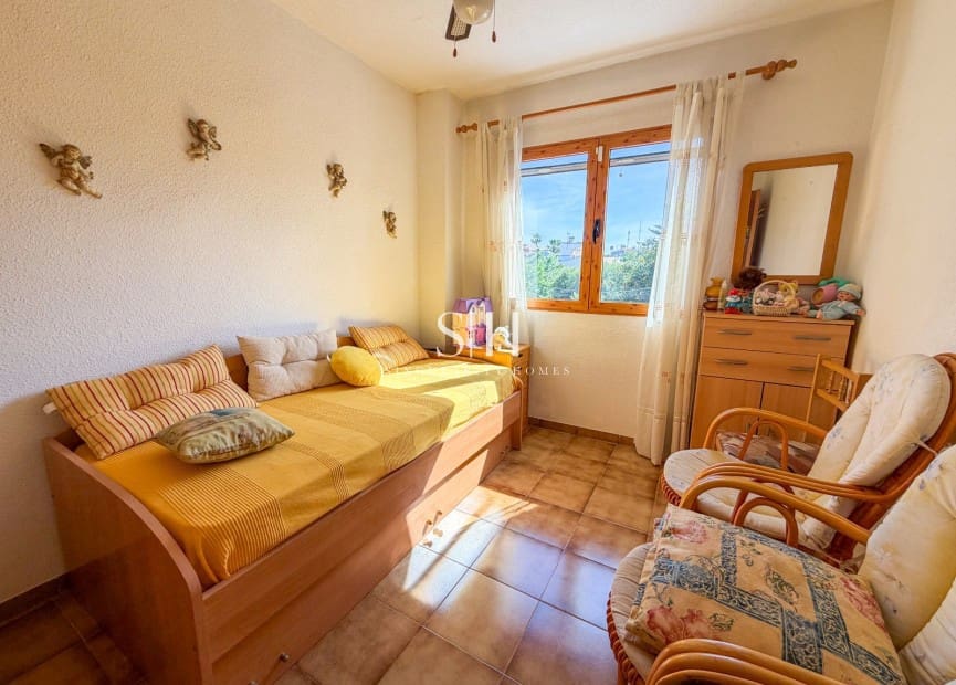 3 camera da letto Bungalow in vendita in Playa Flamenca - 249.000 € (Rif: 9819276)